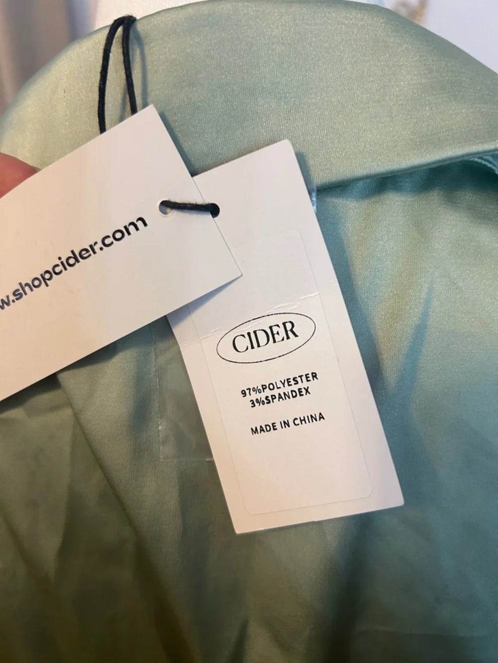 Women’s Cider Satin Wrap-Style Long Sleeve Dress in Sage Size Medium NWT - Picture 6 of 6